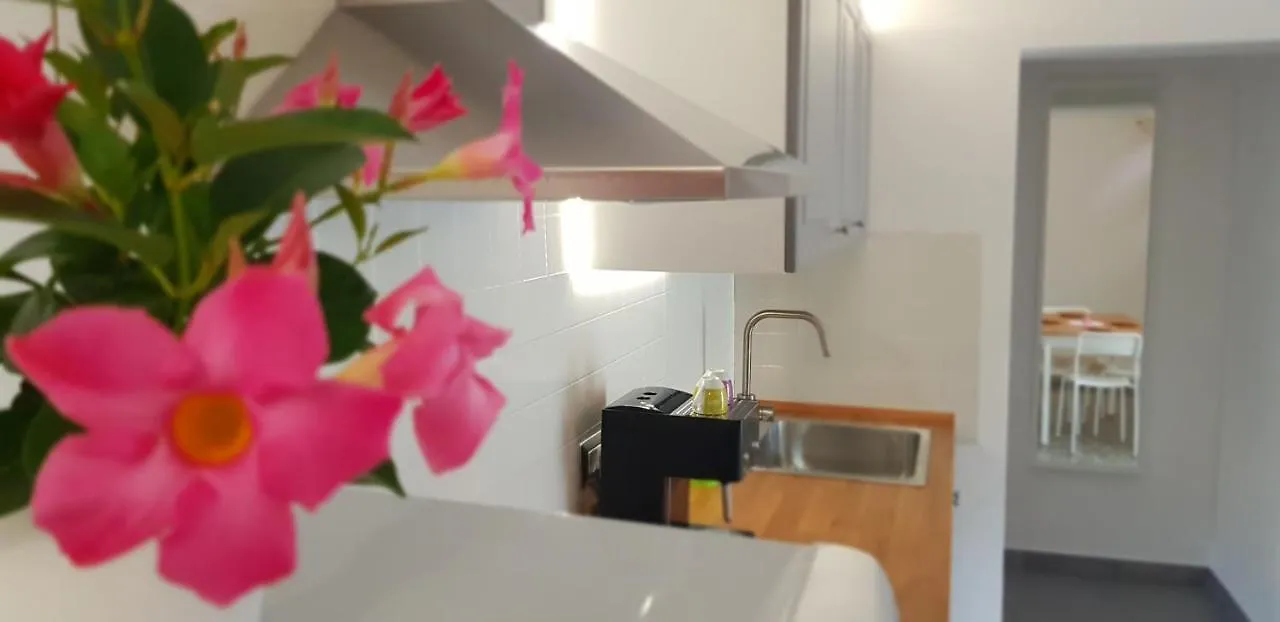 דירות לצ'ה Il Cortile Segreto - Con Parcheggio Privato